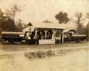 Whites Creek Esso Gas Station004